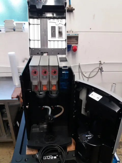 Coffeemat Tassini 100 S gebraucht – ideale L&ouml;sung f&uuml;r Instantkaffee, Kakao und Latte Macciato