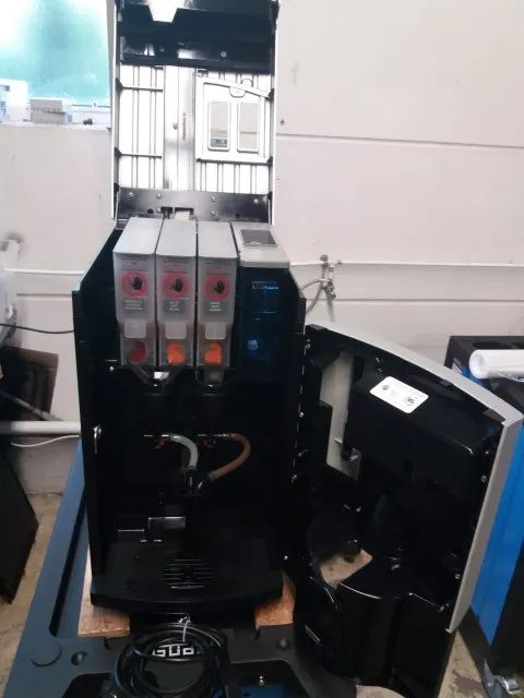 Coffeemat Tassini 100 S gebraucht – ideale L&ouml;sung f&uuml;r Instantkaffee, Kakao und Latte Macciato